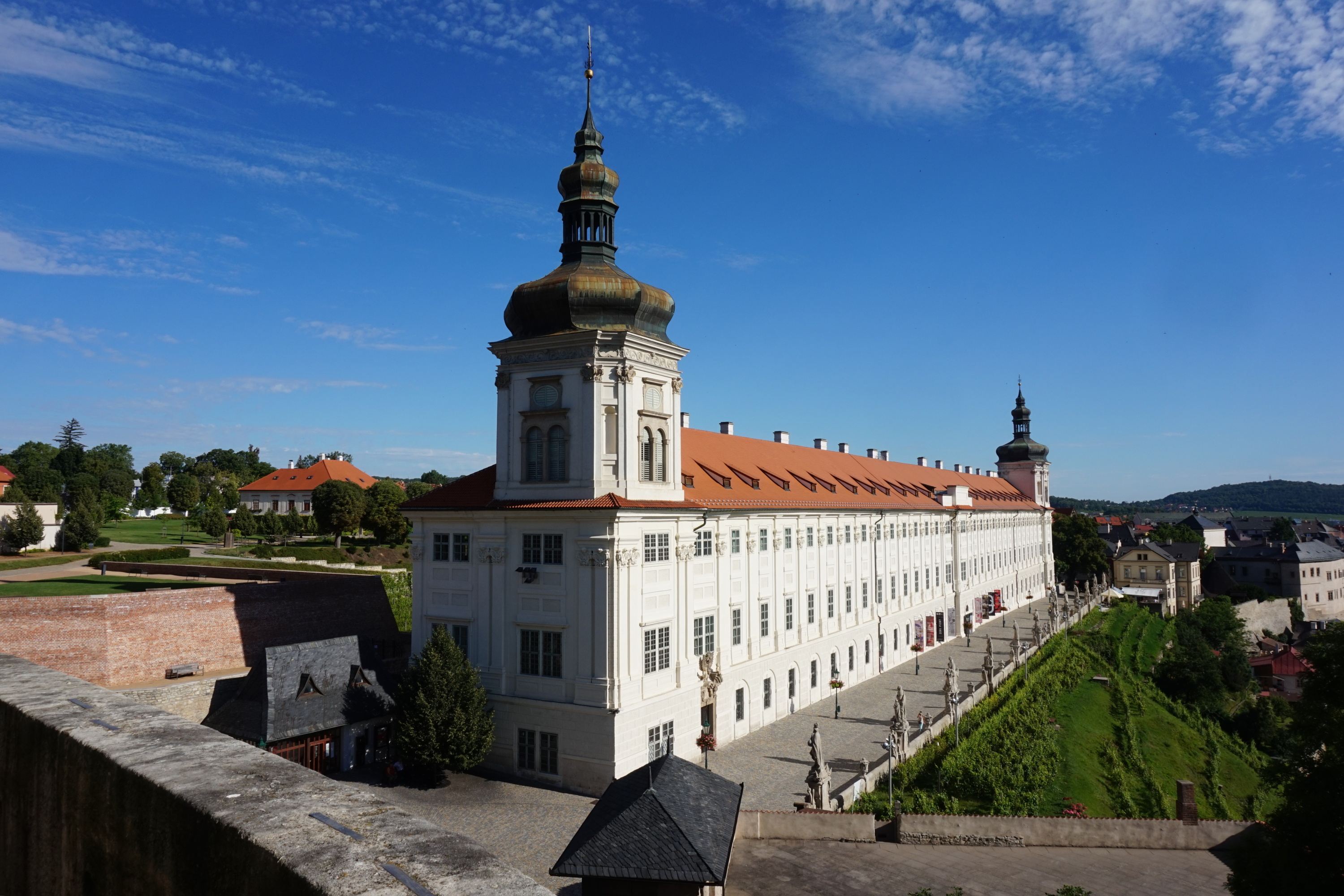 21931-jezuitska-kolej-gask-jesuit-college-1.jpg