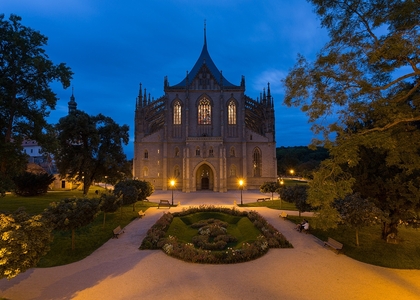 Church open night photo author František Renza