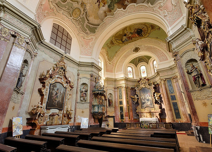 Kostel sv. Jana Nepomuckého (© František Renza)