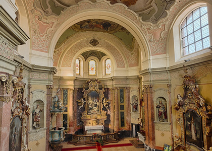 Kostel sv. Jana Nepomuckého (© František Renza)